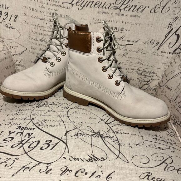 Timberland Women’s Classic Boot   - Picture 5 of 16